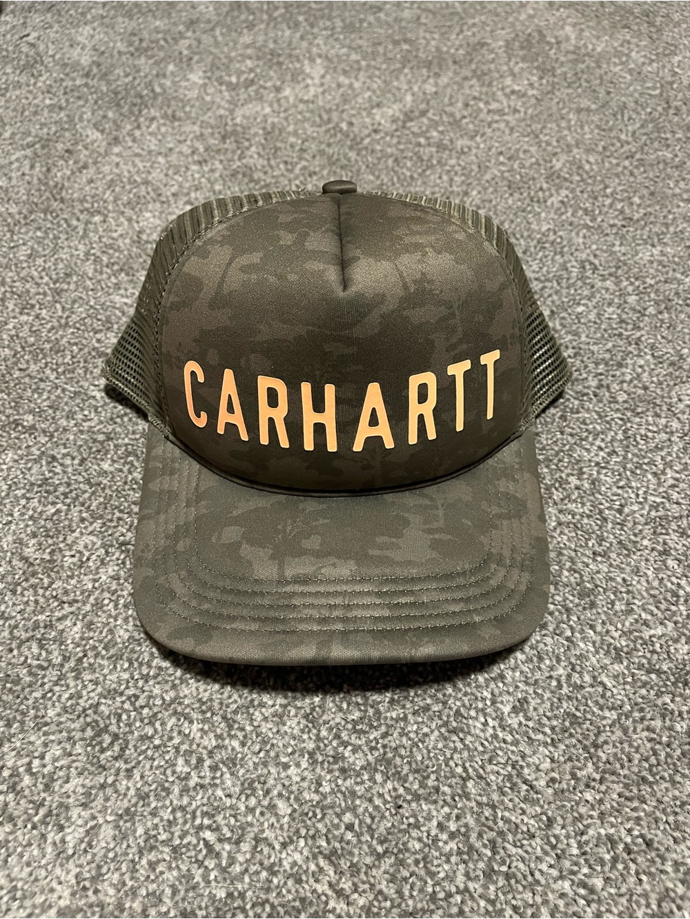 Carhartt camo trucker hat